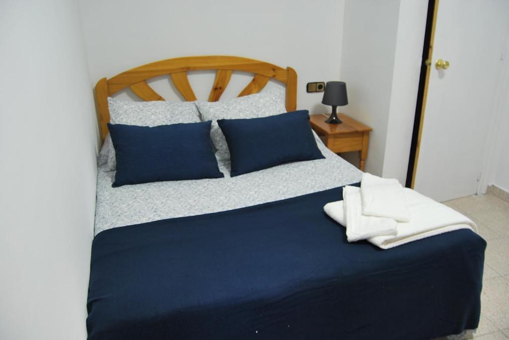 Hostal La Masia Манреза Номер фото